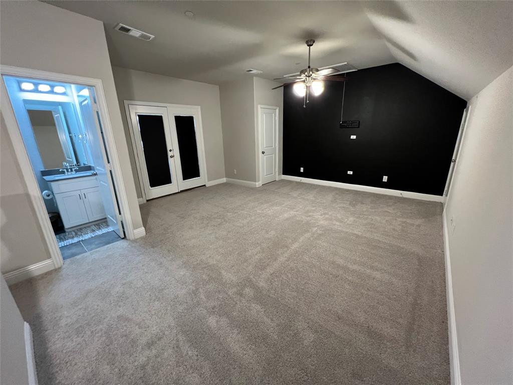 Gables At Ohio - Residential Lease