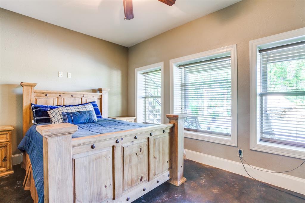FINCH WAJ 0373 ACRES 1.0 - Residential