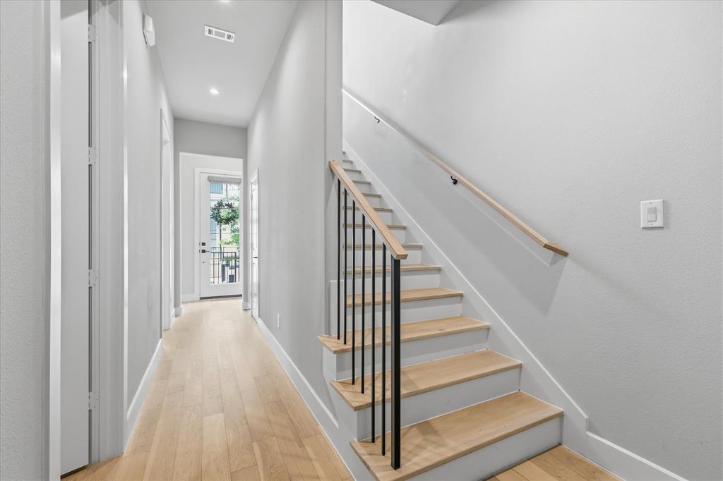 Main 7 Townhm Add - Residential