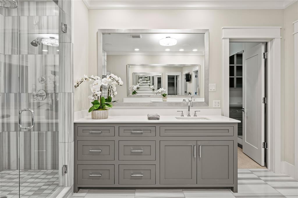 Walnut Crest - Residential