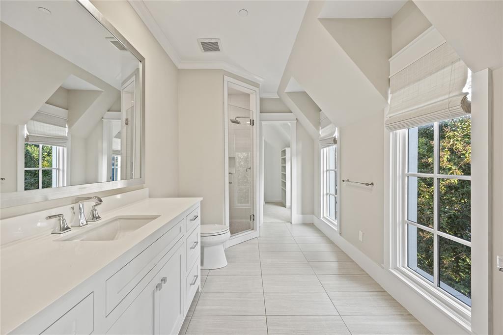 Walnut Crest - Residential
