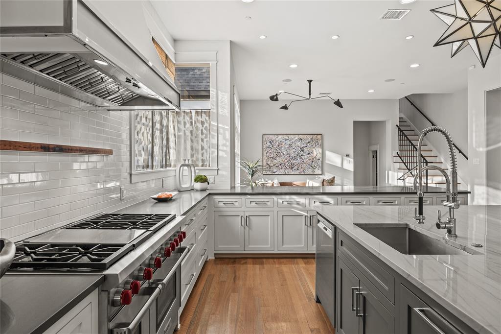 Walnut Crest - Residential
