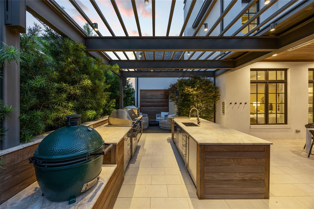 Walnut Crest - Residential