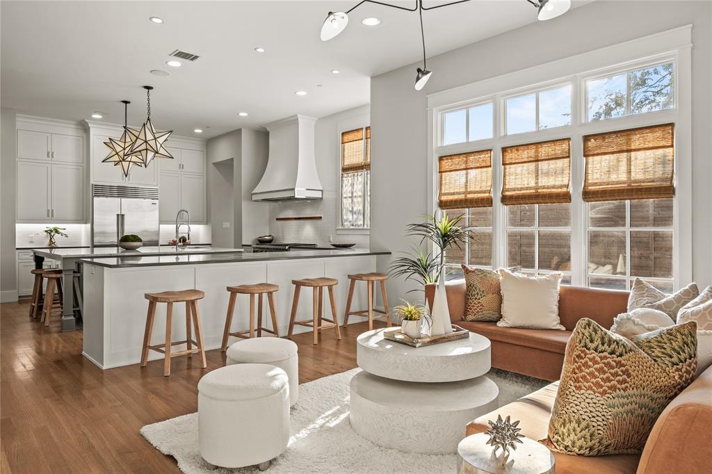 Walnut Crest - Residential