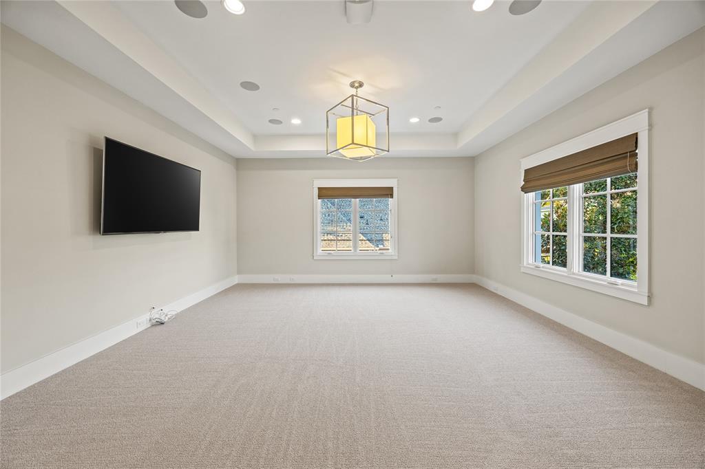 Walnut Crest - Residential