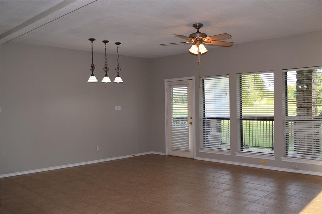 White Bluff #27 - Residential