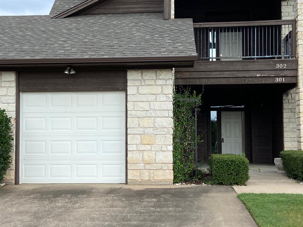White Bluff #27 - Residential