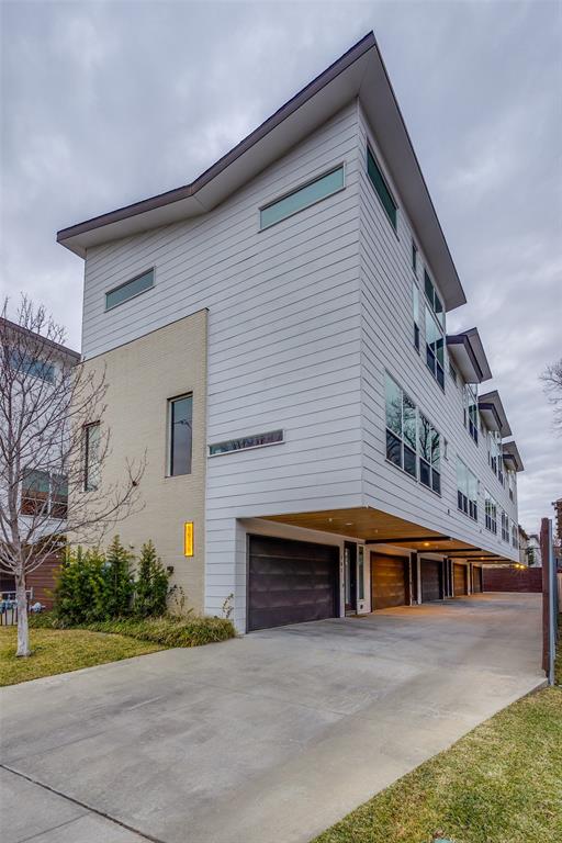 5915 Lindell Condo - Residential