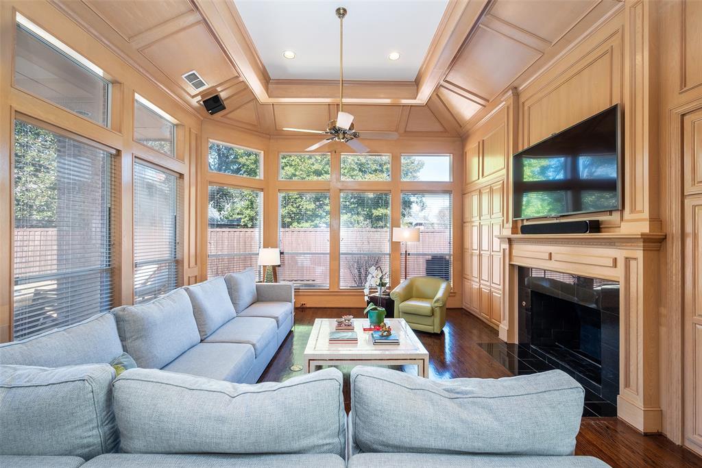 HILLCREST PARK - Residential