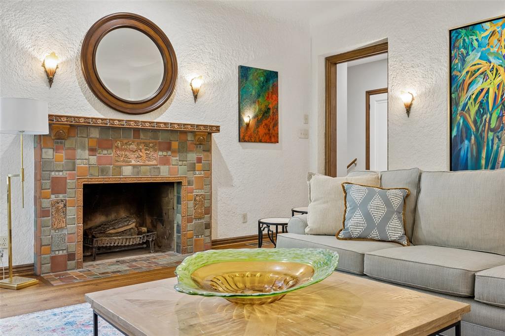 Country Club Estates - Residential