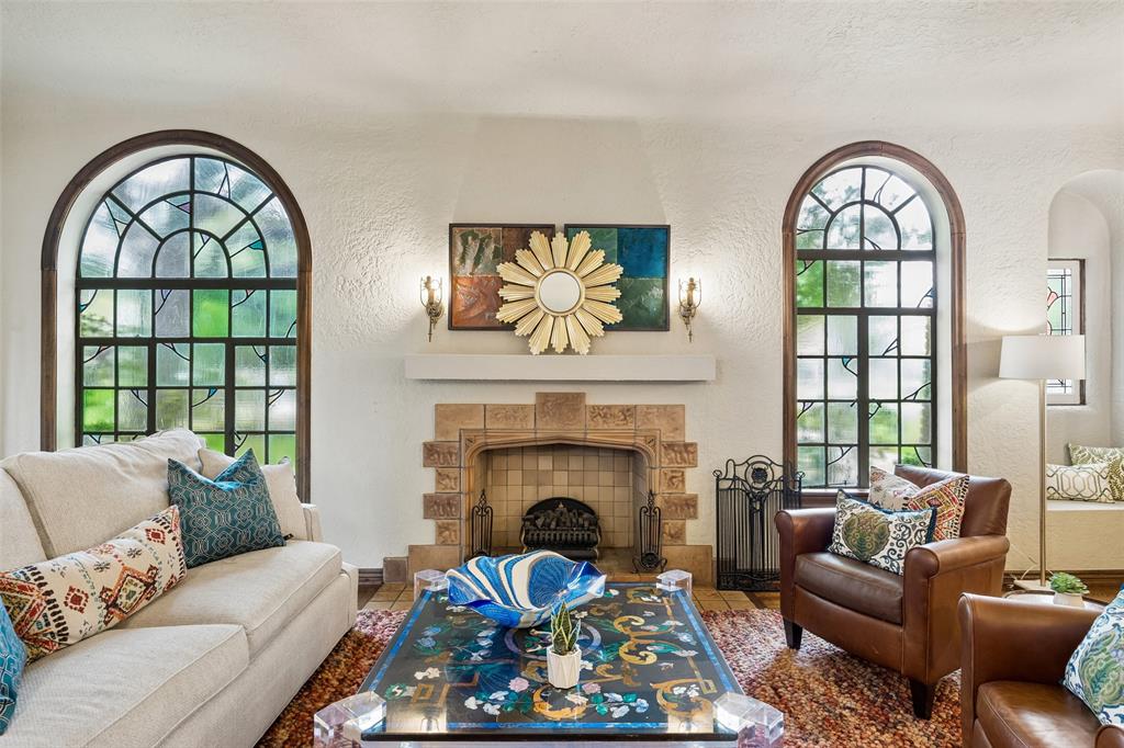 Country Club Estates - Residential