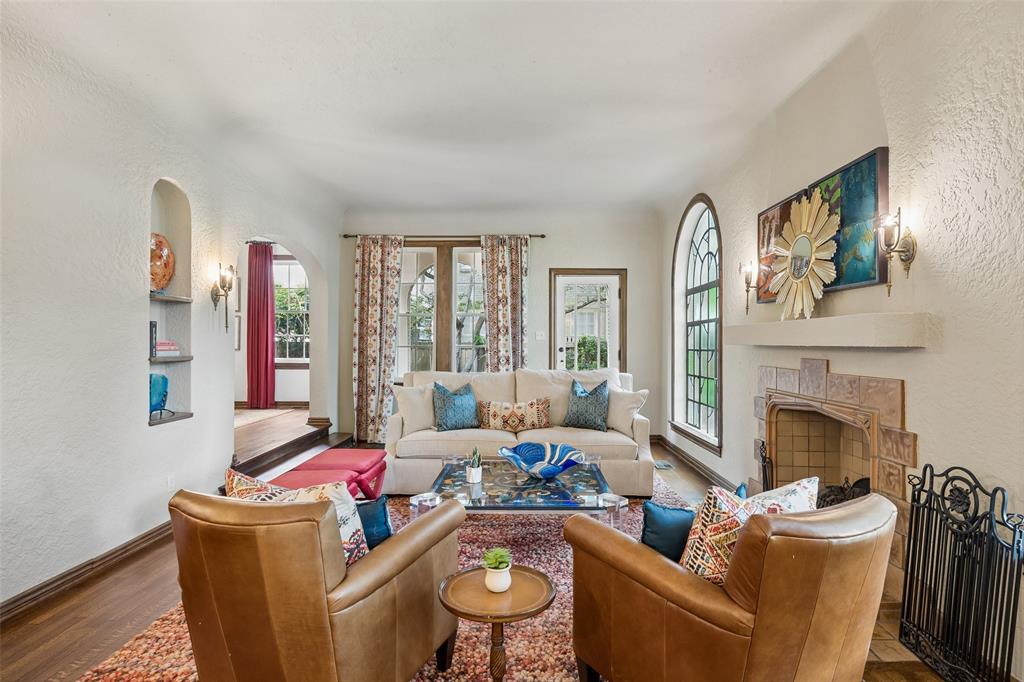 Country Club Estates - Residential