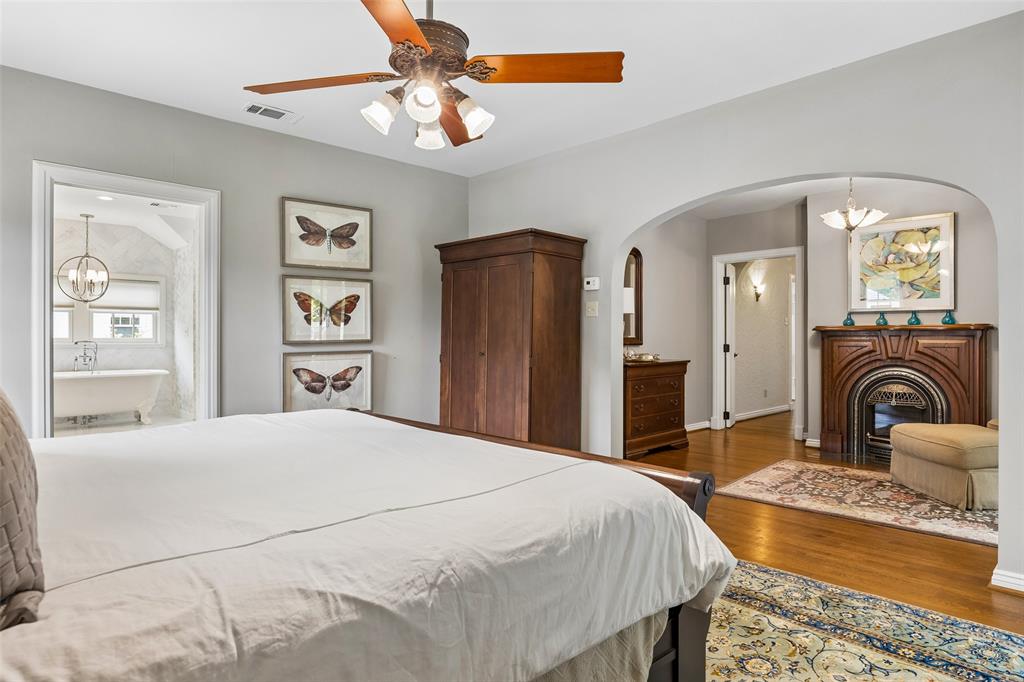 Country Club Estates - Residential