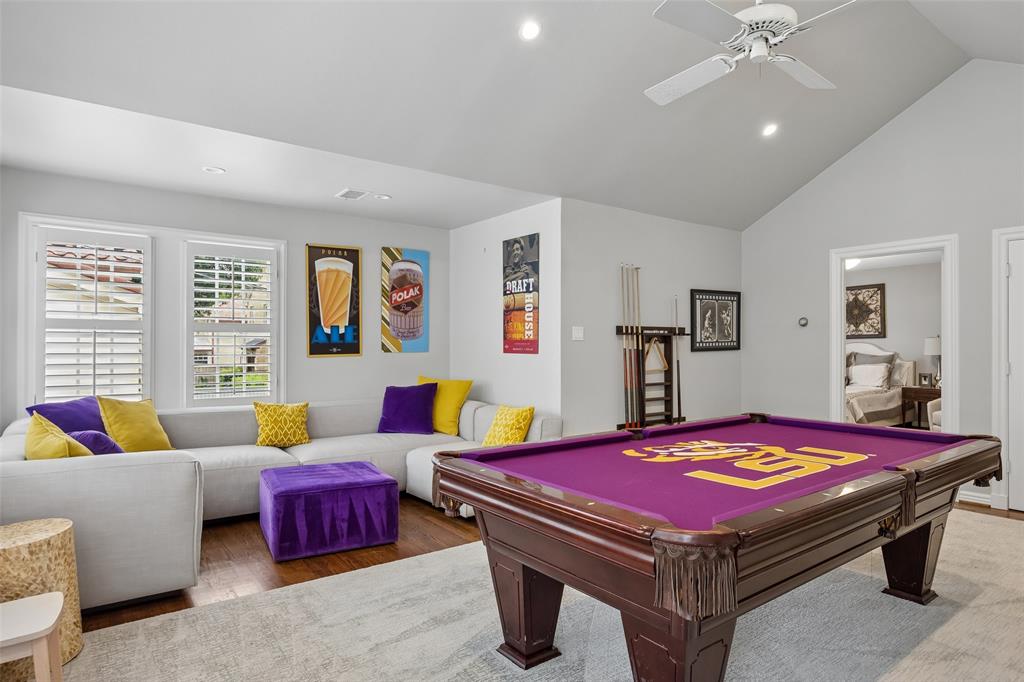 Country Club Estates - Residential