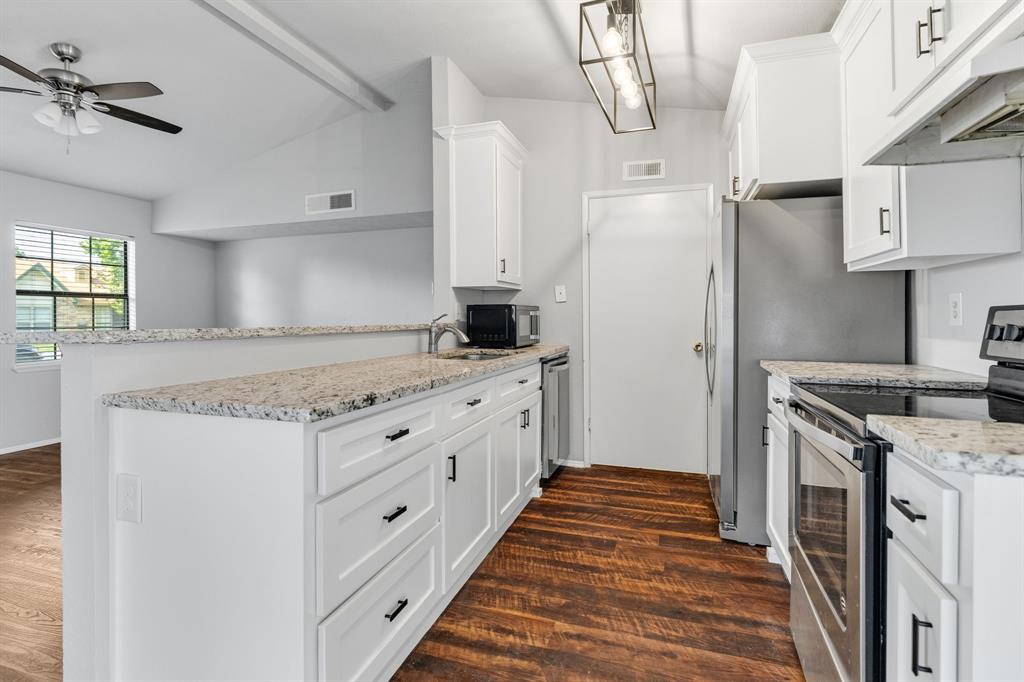 Colony 25 - Residential