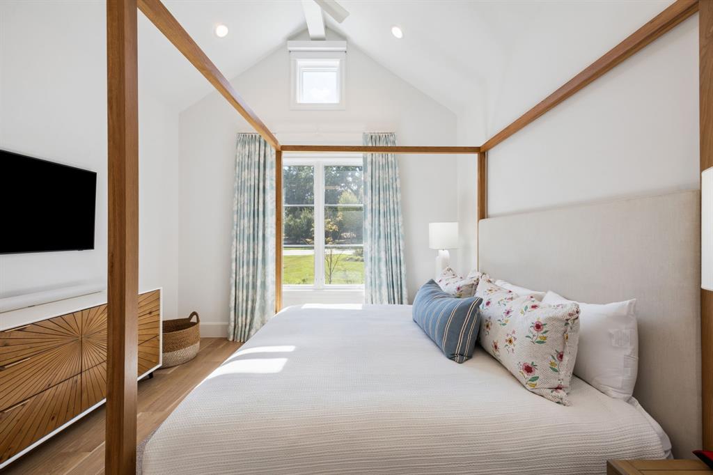 Long Cove - Residential