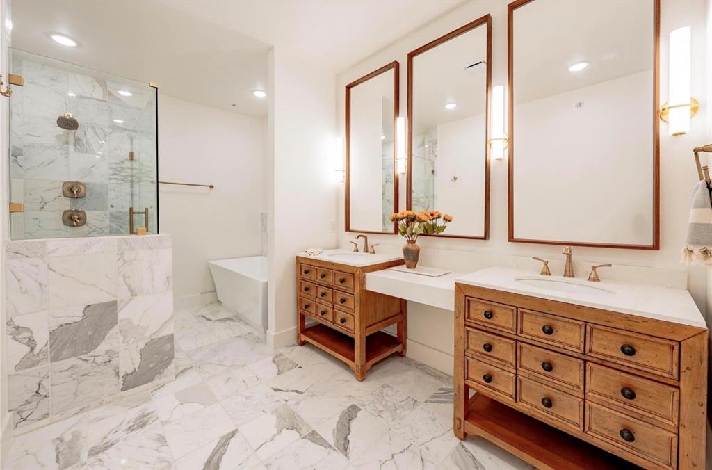 Watersedge At Lake Ray Hubbard - Residential