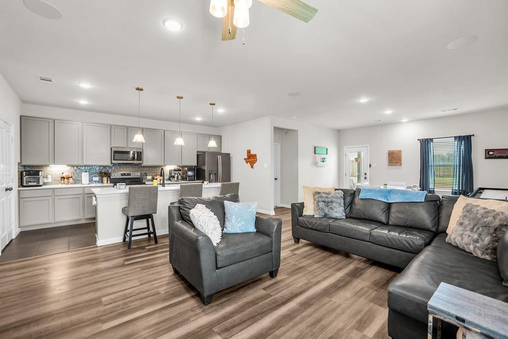 Highmeadow Village Ph X - Residential