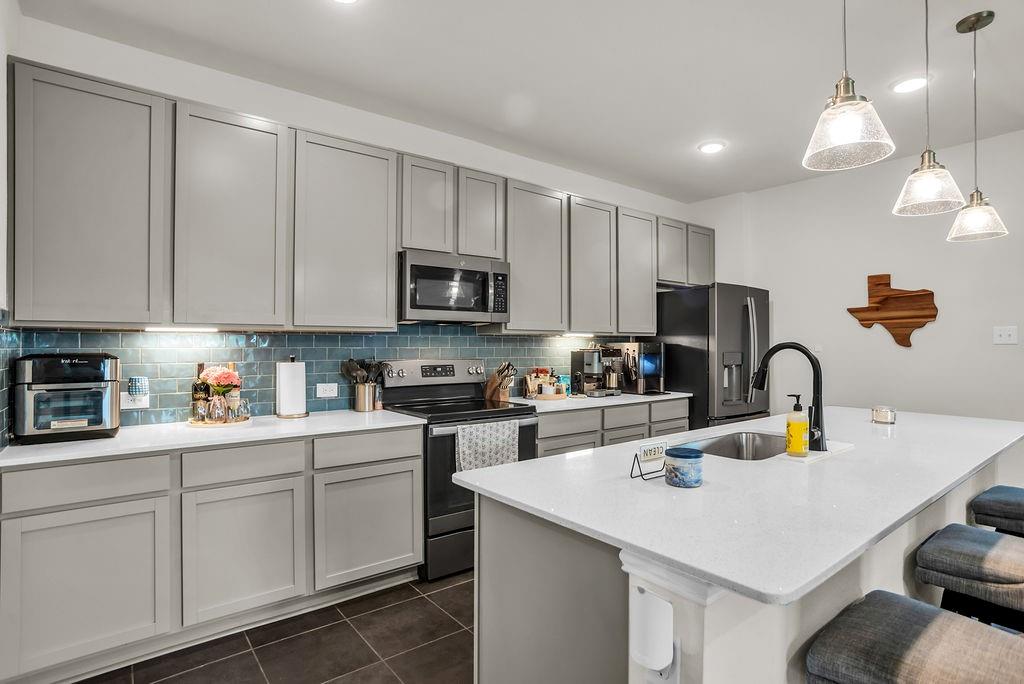 Highmeadow Village Ph X - Residential