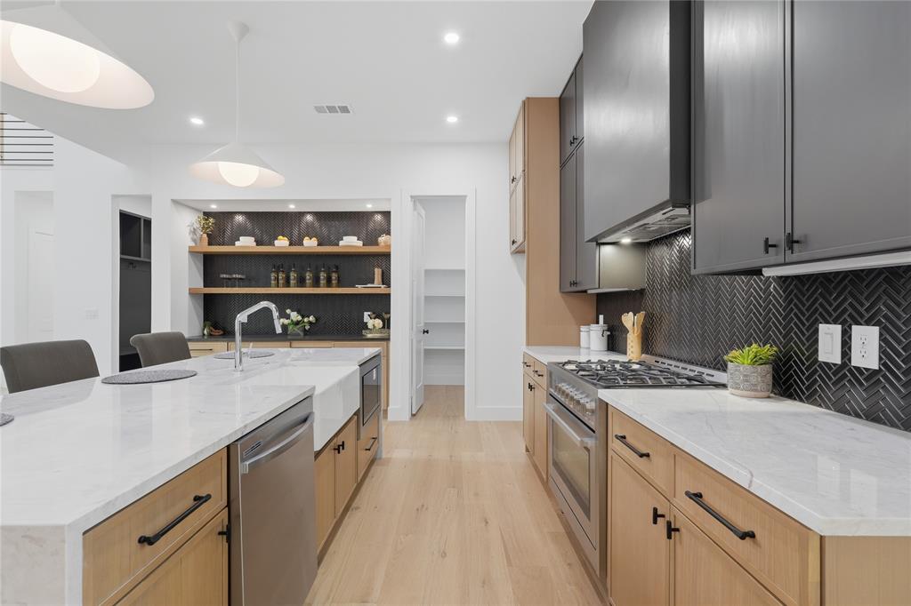 Walnut Hill Estates - Residential