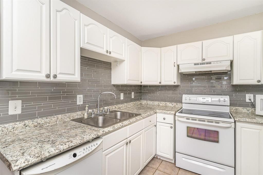Junius Heights - Residential Lease