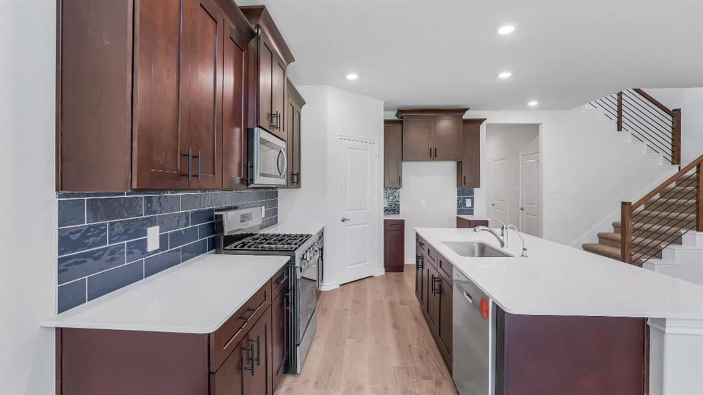 The Landing at Hidden Lakes - Residential