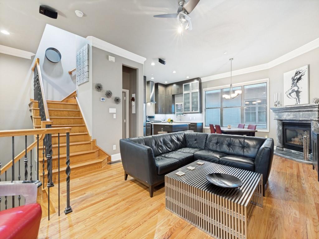 Georgetown Court Twnhm Condo - Residential