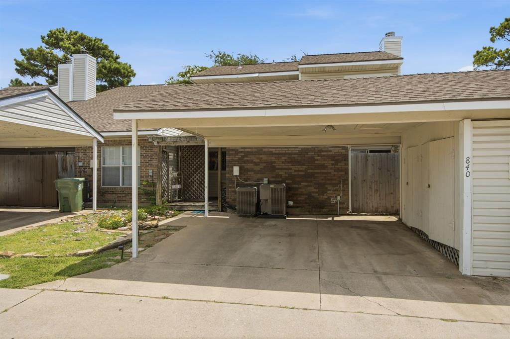 Creekside Twnhms Ph 1 - Residential