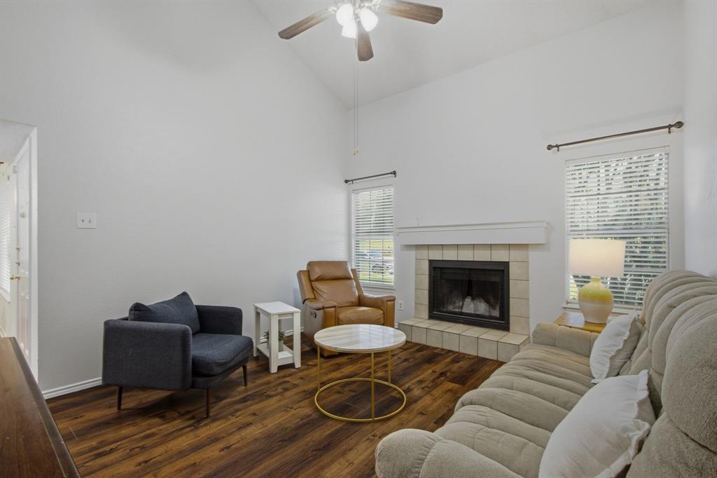 Creekside Twnhms Ph 1 - Residential