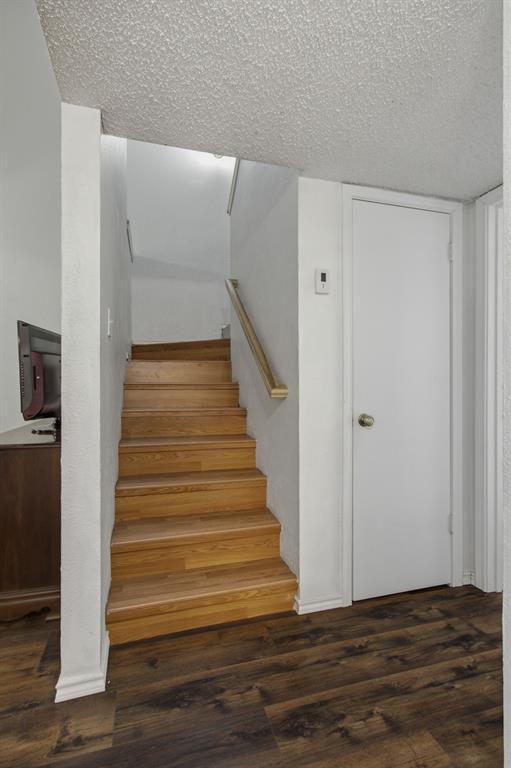 Creekside Twnhms Ph 1 - Residential
