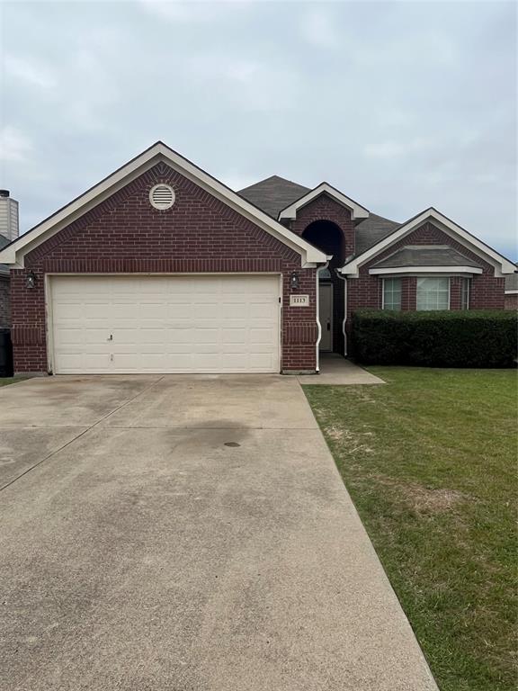 Virtual Open House April 10 @ 6:30pm Welcome to this beautiful, maintained home located in a quiet cul-de-sac in the established community of Fort Worth. This inviting residence offers comfortable living space, features an ideal layout for living and entertaining.