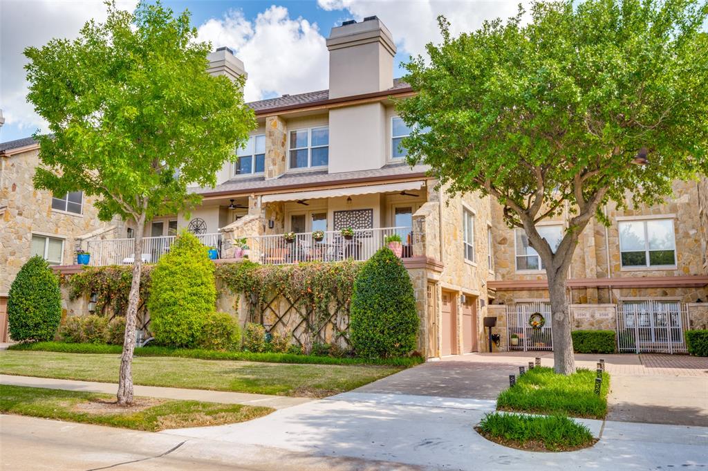 Castle Hills Village - Residential