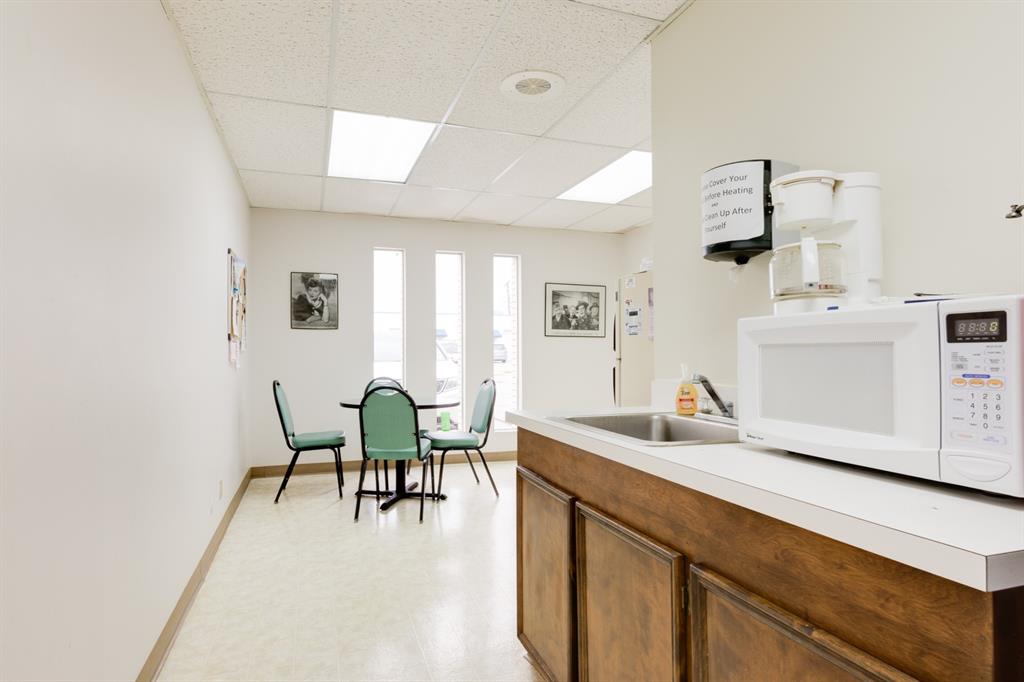Lanes Indust Park Add - Commercial Lease