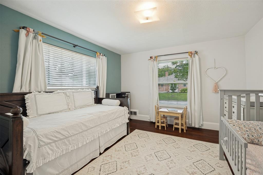 Forest Meadows - Residential