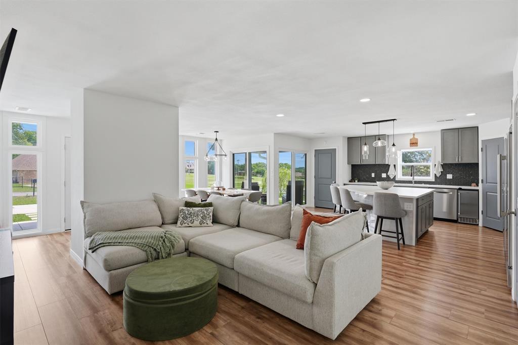 Decordova Bend Estates - Residential
