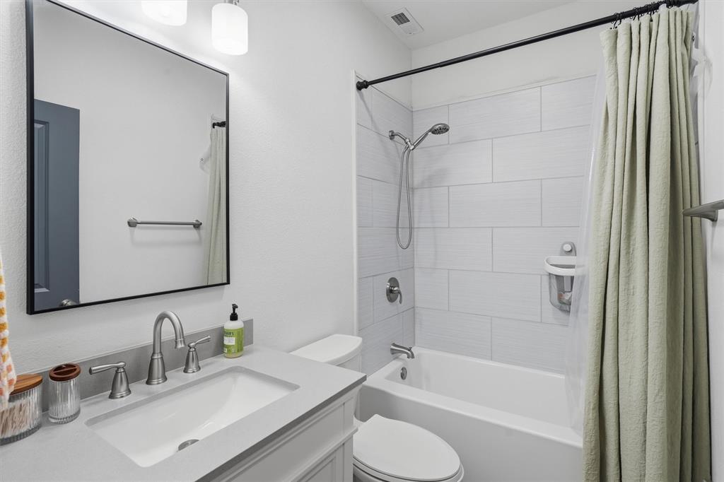 Decordova Bend Estates - Residential