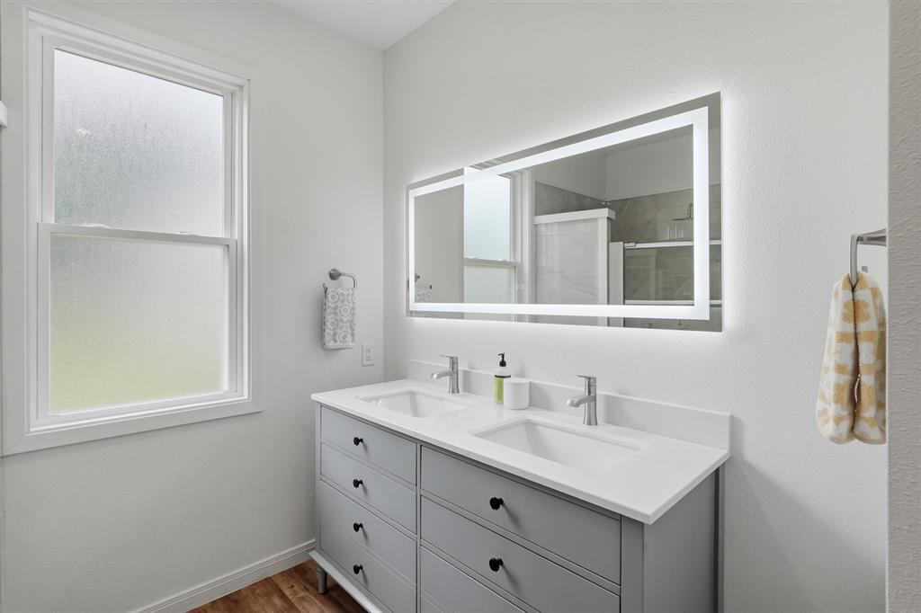 Decordova Bend Estates - Residential