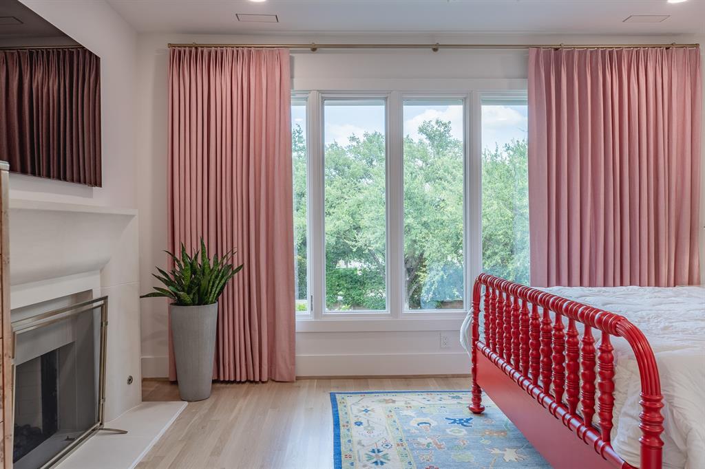 Roxbury Park - Residential