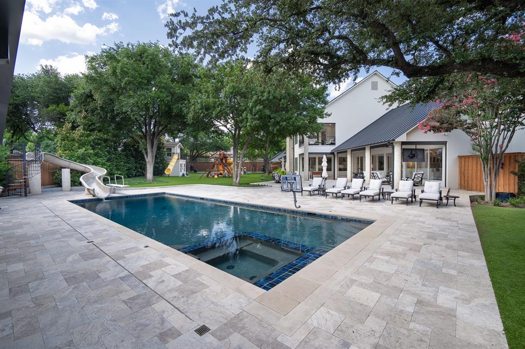 Roxbury Park - Residential