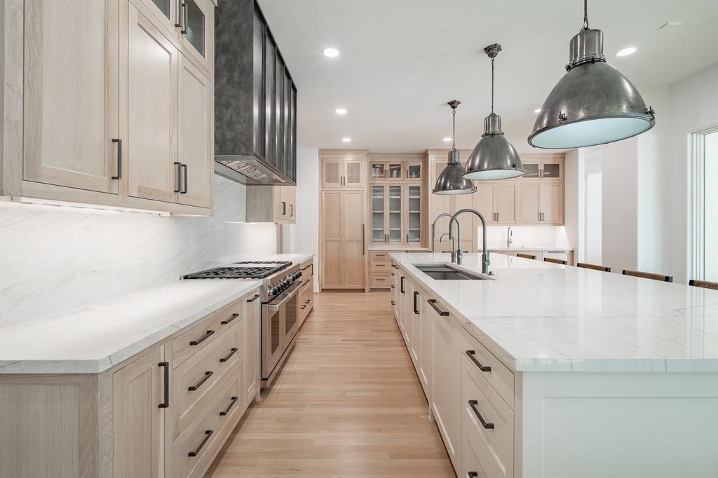 Roxbury Park - Residential