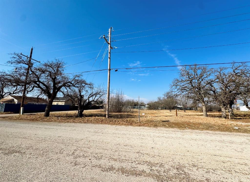 High-visibility 0.49-acre commercial lot with HC zoning, perfectly positioned just off I-20. This vacant tract offers outstanding access, strong traffic exposure, and flexibility for a variety of commercial or investment uses. Whether you’re looking to develop now or hold for future growth, this property checks the boxes for location, zoning, and potential. A rare opportunity to secure commercial ground in a growing corridor with interstate proximity.