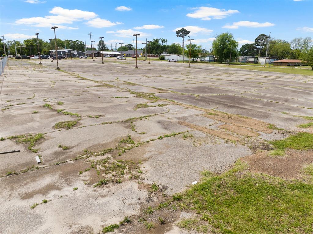 City - Commercial Sale