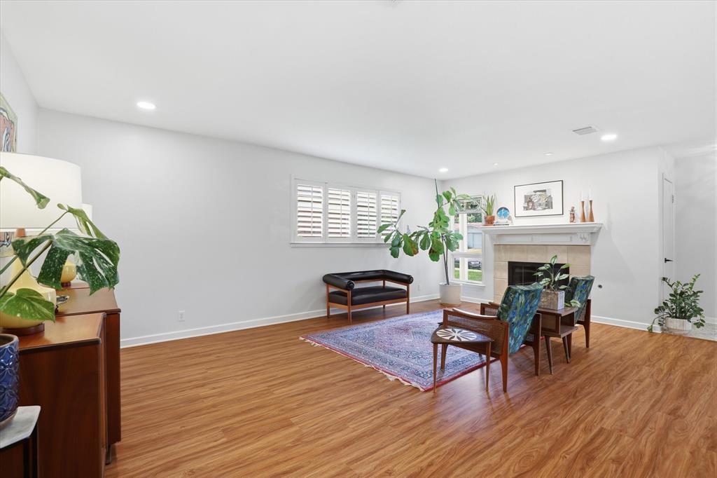 Royalhaven Rev - Residential