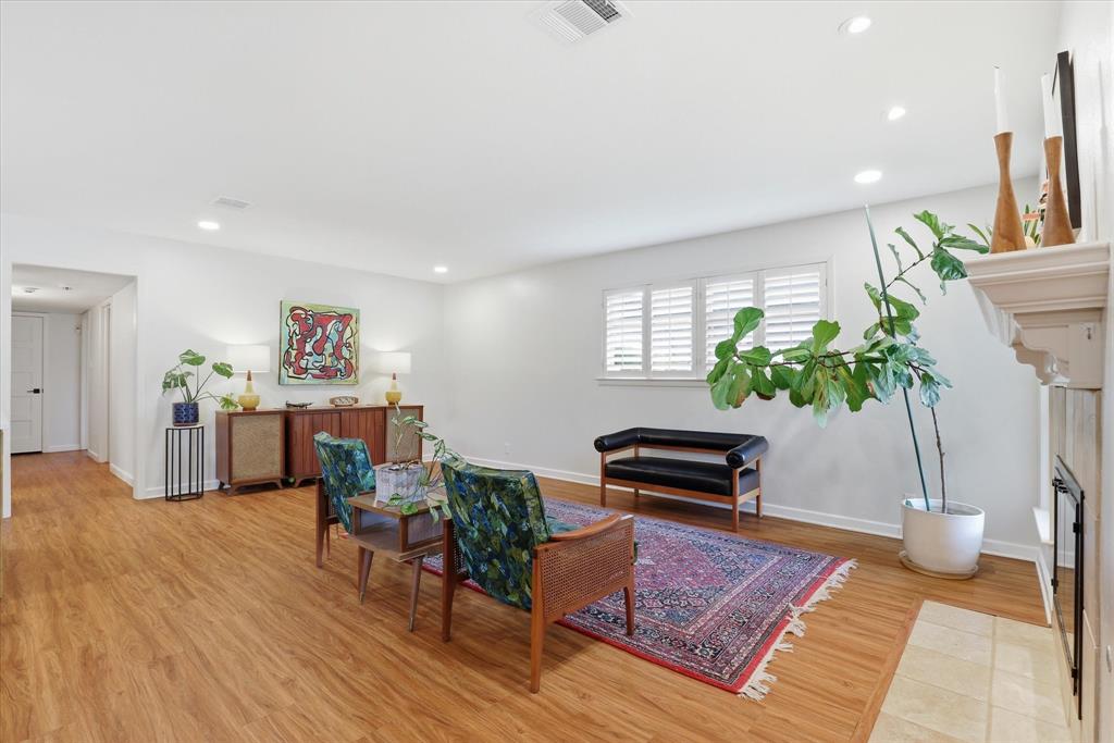 Royalhaven Rev - Residential