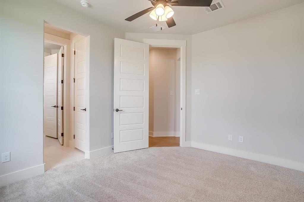 Peaks at Lone Elm - Residential