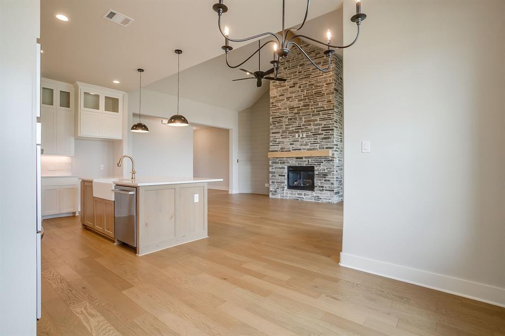 Peaks at Lone Elm - Residential