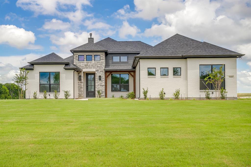Peaks at Lone Elm - Residential