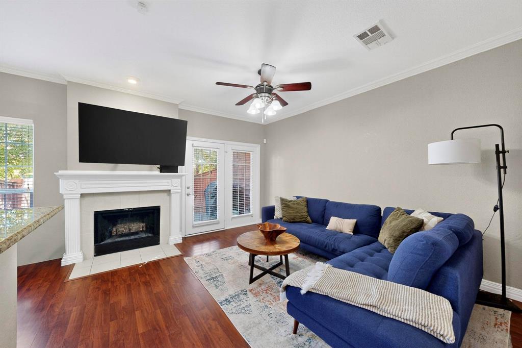 Lakeside Landing Townhomes 02 - Residential
