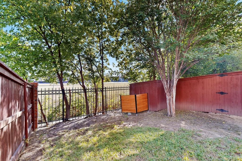 Lakeside Landing Townhomes 02 - Residential