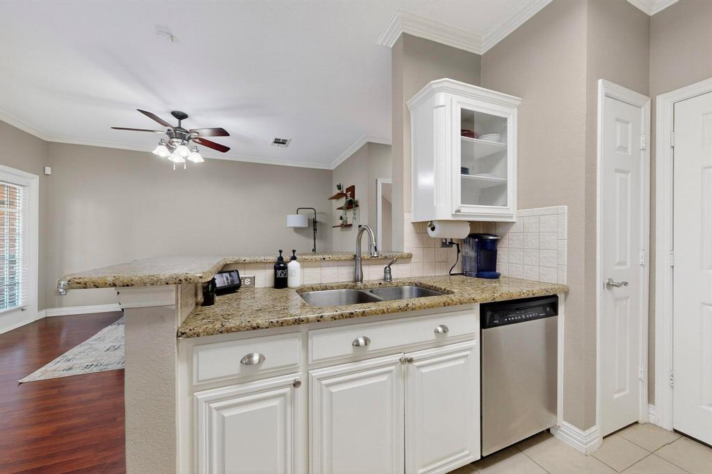 Lakeside Landing Townhomes 02 - Residential